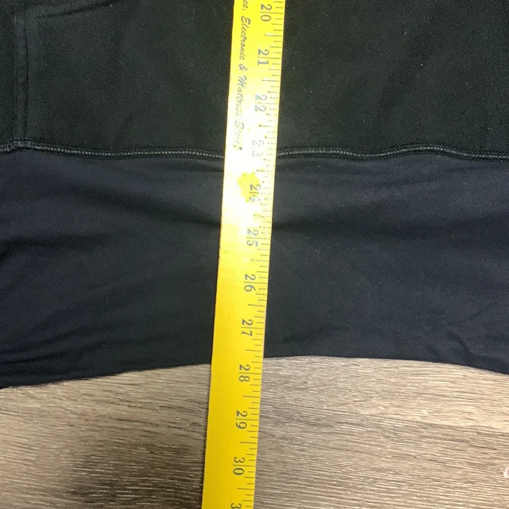 Lululemon jacket - Picture 7 of 9